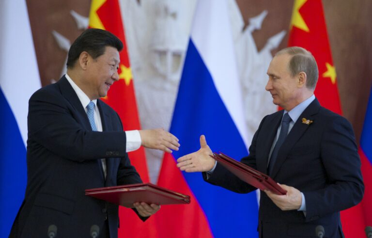 Al quarto forum economico orientale (EEF) si rafforza l’amicizia tra Cina e Russia