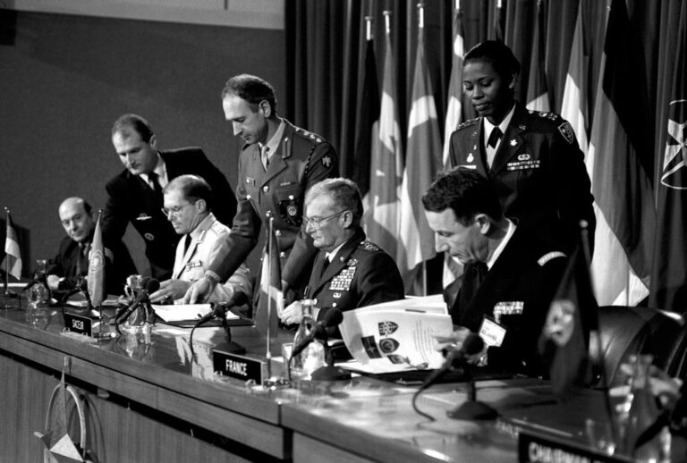 Gli Accordi di Varsavia e lo sviluppo della NATO