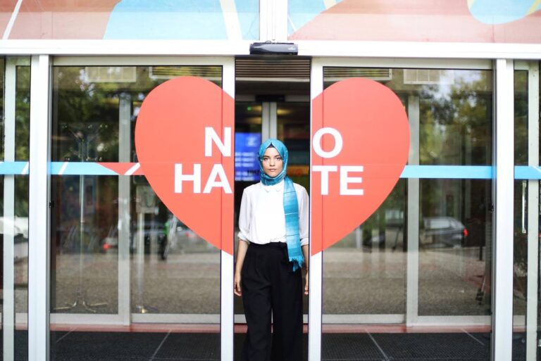 Yasmine Ouirhrane, Giovane Europea dell’anno 2019 per il suo impegno nel promuovere la pace, l’inclusione sociale ed il contrasto all’estremismo violento