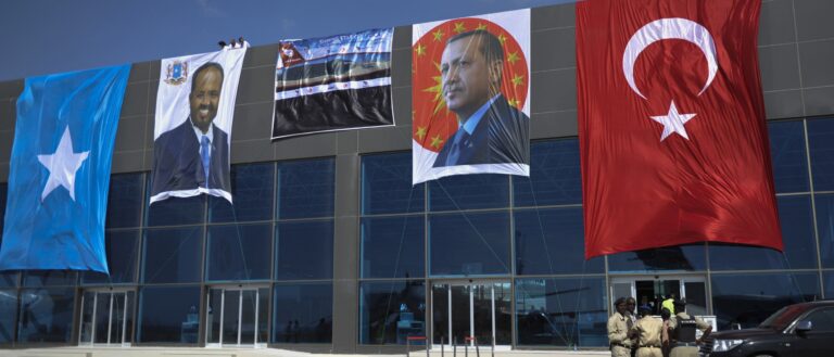 Dalla diplomazia umanitaria ai servizi di intelligence: la Turchia in Somalia