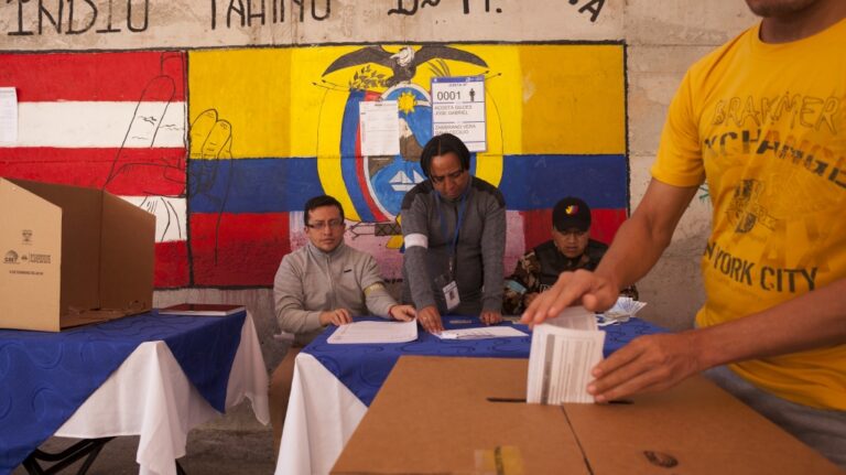 Ecuador: Sarà ballottaggio alle elezioni presidenziali