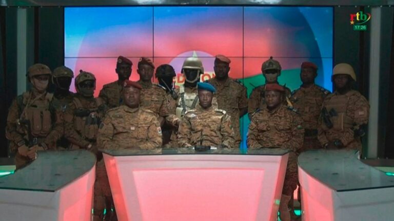 Il Burkina Faso si sveglia nell’incertezza