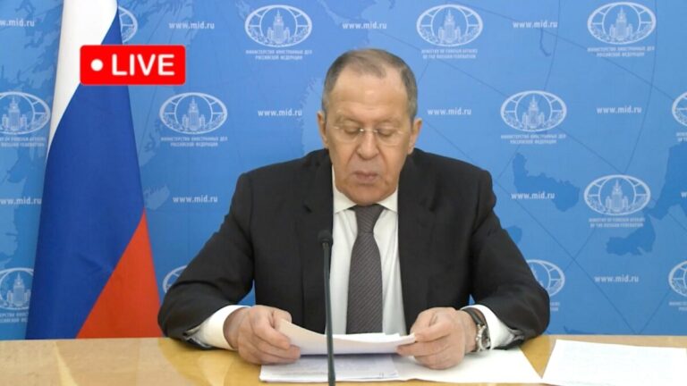 La versione di Lavrov: “Le azioni dell’Unione Europea non resteranno senza risposta”
