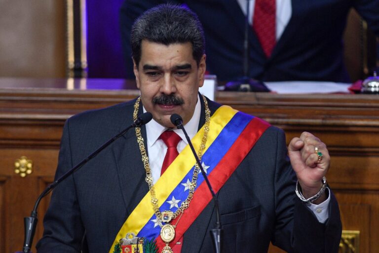 Venezuela: Maduro nella lotta contro la dollarizzazione