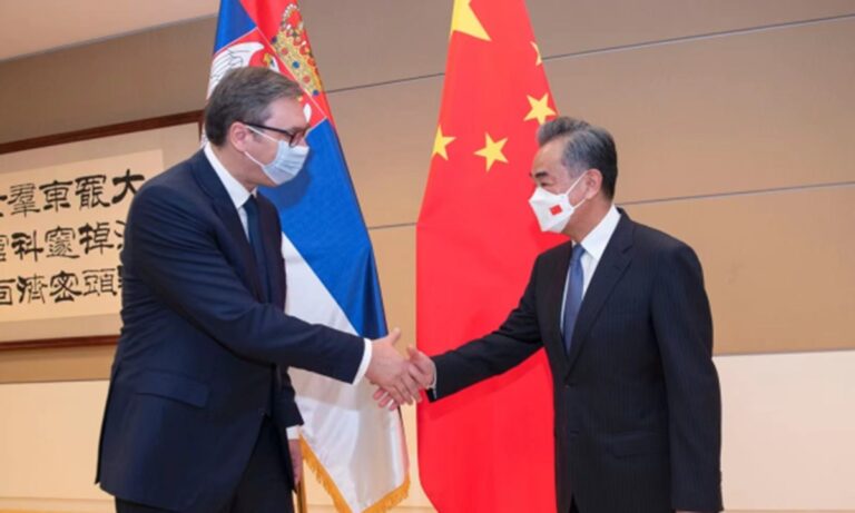 L’abbraccio tra Cina e Serbia preoccupa l’Occidente
