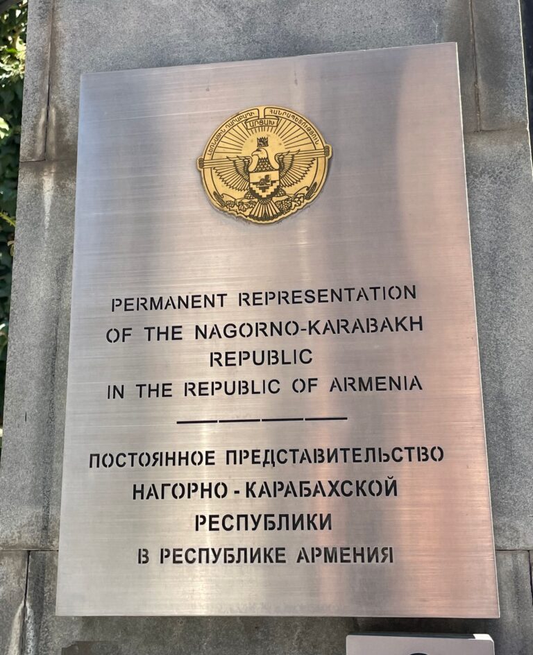 “Pace e diplomazia non sono la soluzione nel Nagorno-Karabakh”. Intervista a Sergey Ghazaryan