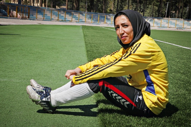 Le sorelle Mehrzad, due donne afghane salvate dal calcio.