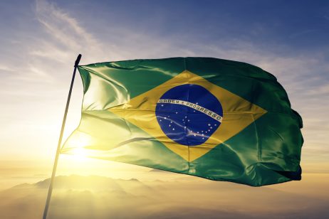 “O Gigante Acordou”. A moeda comum latino-americana tem o Brasil na frente.