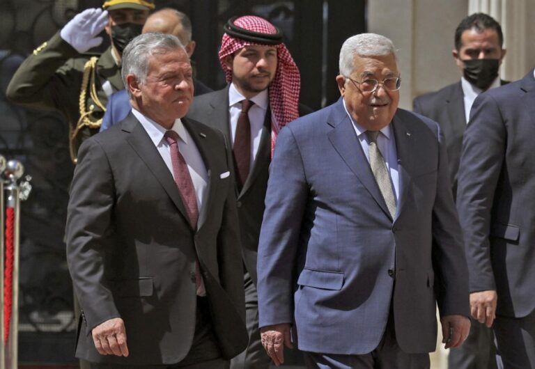 La Giordania ospiterà colloqui israelo-palestinesi mentre la violenza cresce