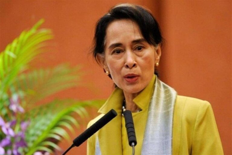 Dal Myanmar, Aung San Suu Kyi è malata