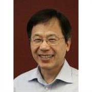 Gerald Chan ha conseguito il dottorato in politica e storia cinese presso la Griffith University in Australia e il master in Relazioni internazionali presso l'Università del Kent, nel Regno Unito. Gerald ha insegnato relazioni internazionali e politica asiatica per 15 anni alla Victoria University di Wellington.