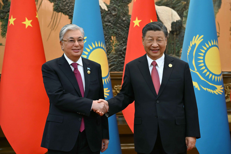 Xi Jinping vola ad Astana per il vertice SCO e rafforza il partenariato con il Kazakistan
