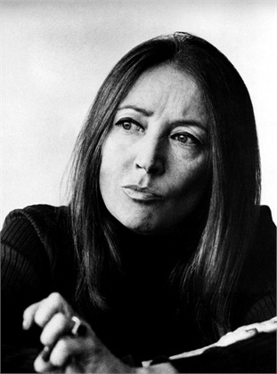 Oriana Fallaci (Firenze, 29 giugno 1929 – Firenze, 15 settembre 2006) è stata una giornalista e scrittrice italiana.Partecipò giovanissima alla Resistenza italiana e fu la prima donna italiana ad andare al fronte in qualità di inviata speciale