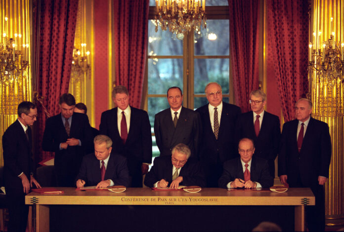 Firma dell'accordo di Dayton
