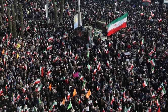 Reuters Connect — “Protest over the collapse of the currency’s value, in Tehran” Crediti: Stringer / WANA (West Asia News Agency) via Reuters