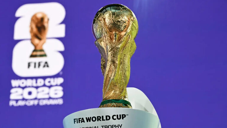 Riflessioni politiche sui Mondiali di calcio 2026.