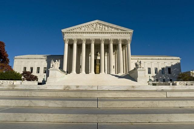 Corte Suprema degli Stati Uniti (Supreme Court of the United States), situato a Washington, D.C., di fronte al Campidoglio.